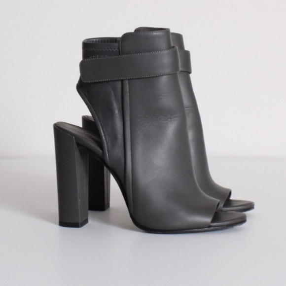 VINCE Bingham Open Toe Bootie Sz 9.5 - Picture 2 of 7